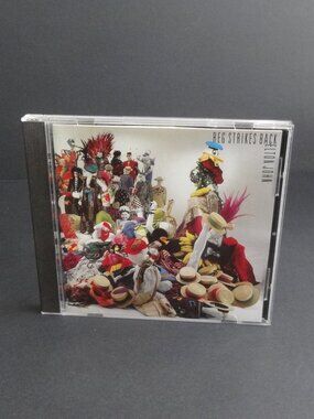 ELTON JOHN ~ Reg Strikes Back ~ CD DISC & LYRICS ~ Like NEW